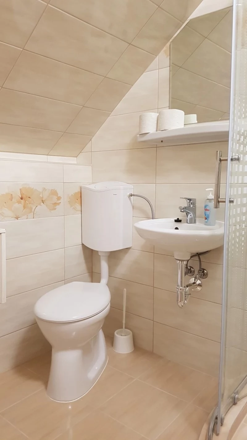 Hajdúszoboszló Szállás | Apartmanház (K0933-10) A kép szerzői jogvédelem alatt állhat. Javasolt a kapcsolatfelvétel a jog tulajdonossal.