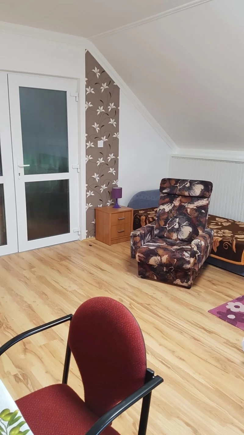 Hajdúszoboszló Szállás | Apartmanház (K0933-15) A kép szerzői jogvédelem alatt állhat. Javasolt a kapcsolatfelvétel a jog tulajdonossal.