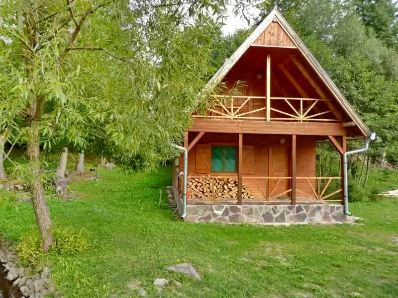 Barajul Zetea Cazare | Cabană (K0389-24) Imaginea poate fi supusă drepturilor de autor. Se recomandă contactarea titularului drepturilor.