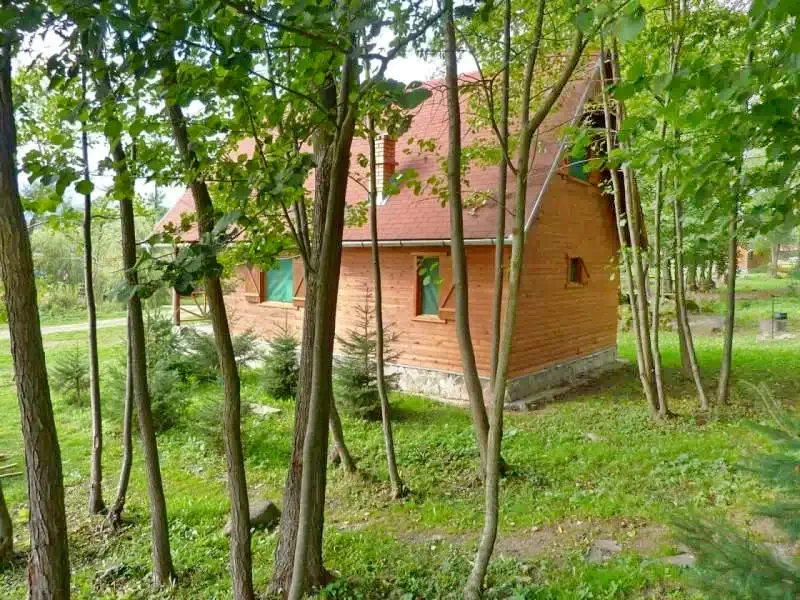 Barajul Zetea Cazare | Cabană (K0389-30) Imaginea poate fi supusă drepturilor de autor. Se recomandă contactarea titularului drepturilor.