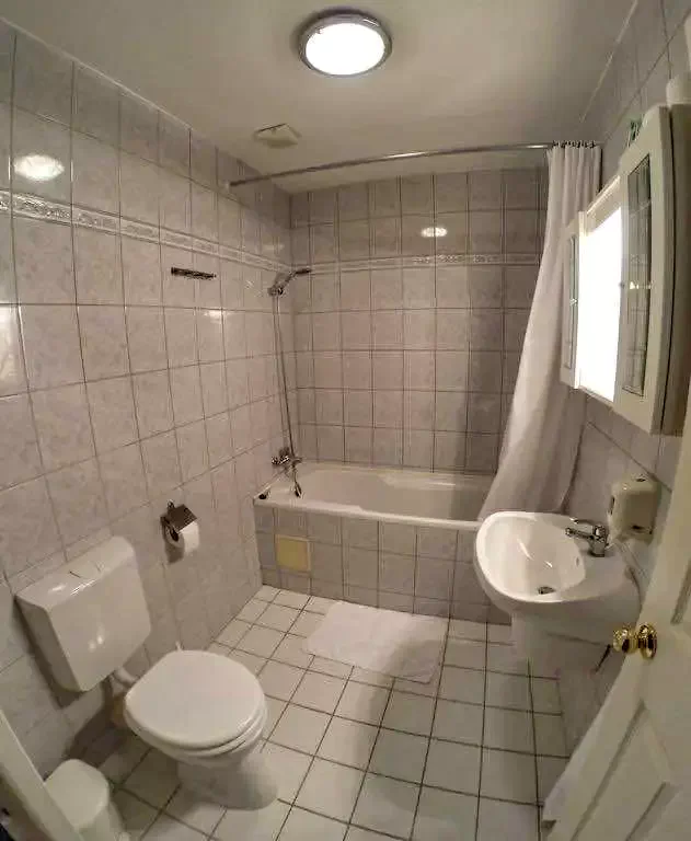 Miskolc Szállás | Hotel*** (K0856-12) A kép szerzői jogvédelem alatt állhat. Javasolt a kapcsolatfelvétel a jog tulajdonossal.