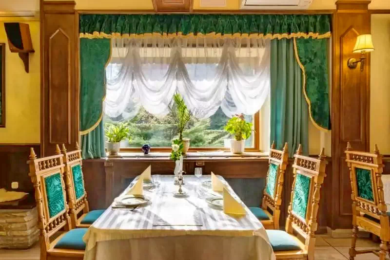 Mișcolț Cazare | Hotel*** (K0856-45) Imaginea poate fi supusă drepturilor de autor. Se recomandă contactarea titularului drepturilor.