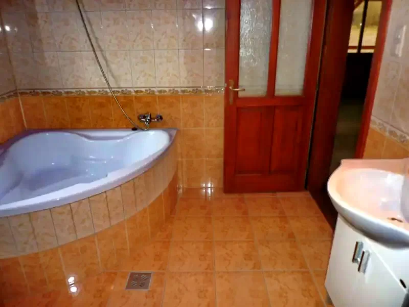 Barajul Zetea Cazare | Cabană (K0743-25) Imaginea poate fi supusă drepturilor de autor. Se recomandă contactarea titularului drepturilor.