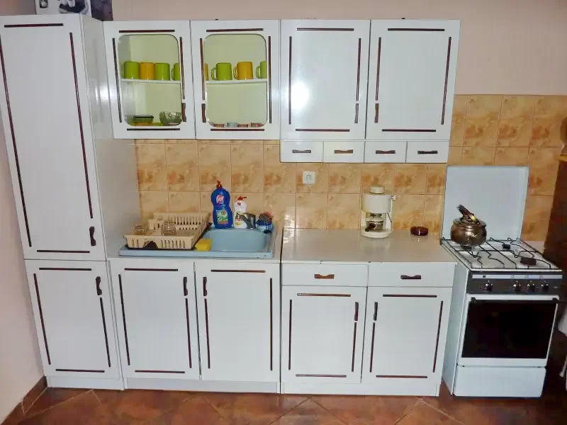 Barajul Zetea Cazare | Cabană (K0786-14) Imaginea poate fi supusă drepturilor de autor. Se recomandă contactarea titularului drepturilor.