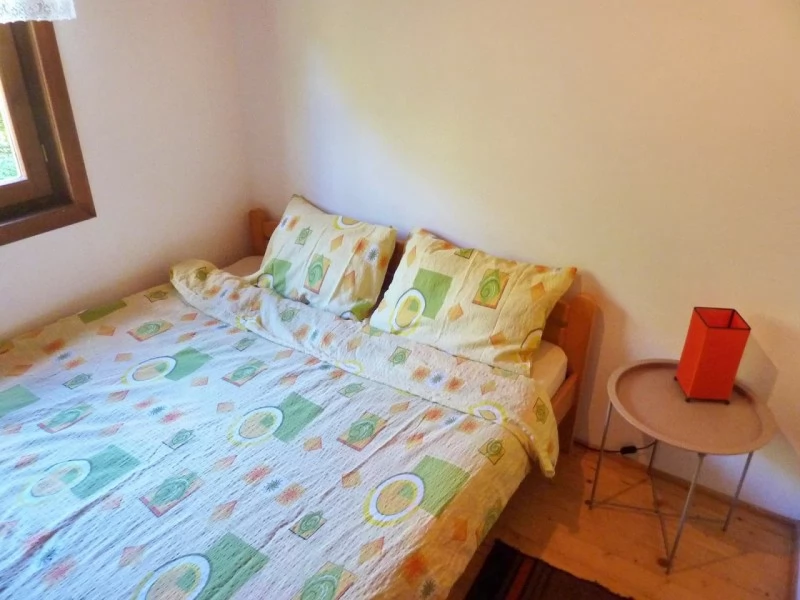 Barajul Zetea Cazare | Cabană (K0907-23) Imaginea poate fi supusă drepturilor de autor. Se recomandă contactarea titularului drepturilor.