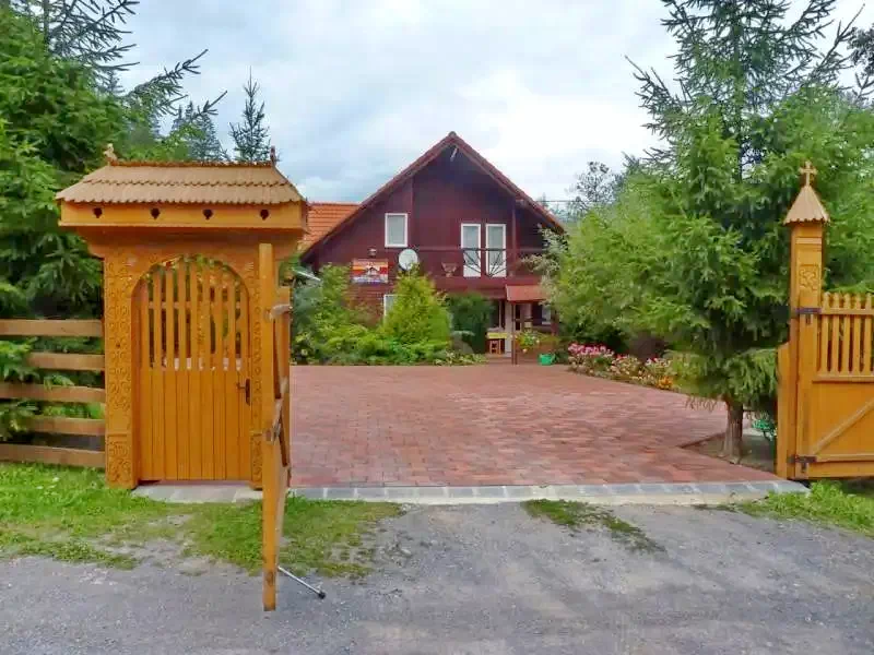 Barajul Zetea Cazare | Cabană (K1165-1) Imaginea poate fi supusă drepturilor de autor. Se recomandă contactarea titularului drepturilor.