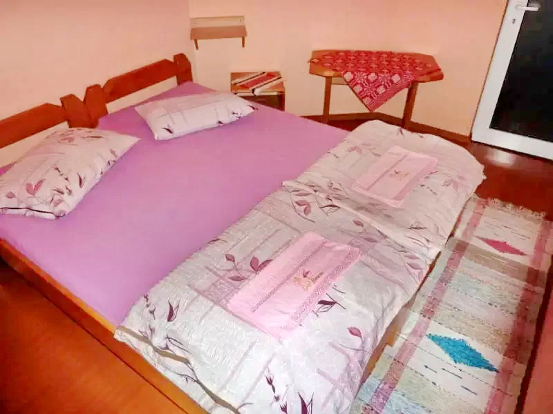 Barajul Zetea Cazare | Cabană (K1165-32) Imaginea poate fi supusă drepturilor de autor. Se recomandă contactarea titularului drepturilor.