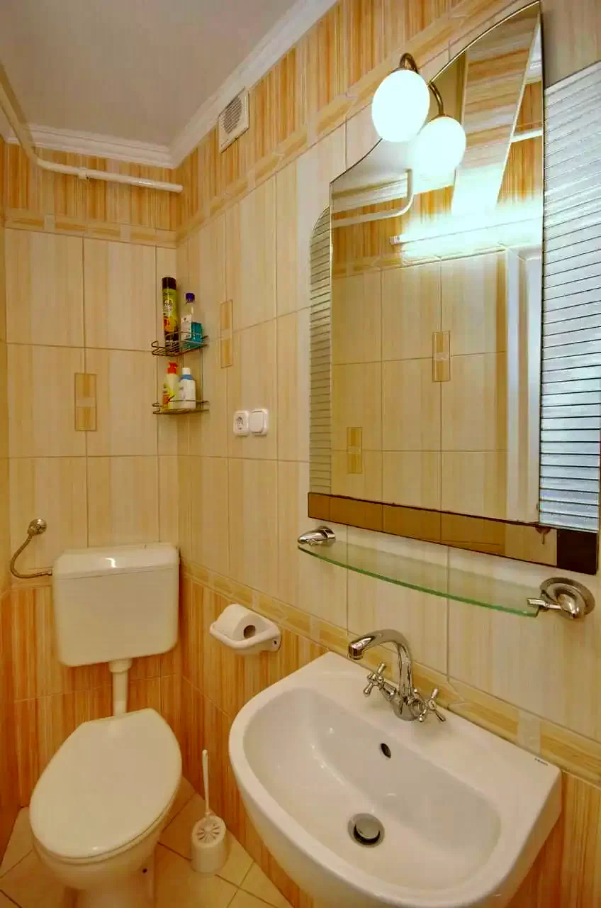 Jula Cazare | Sat de vacanță (K0111-47) Imaginea poate fi supusă drepturilor de autor. Se recomandă contactarea titularului drepturilor.