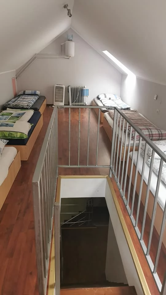 Barátka Szállás | Üdülőfalu (K0822-27) A kép szerzői jogvédelem alatt állhat. Javasolt a kapcsolatfelvétel a jog tulajdonossal.