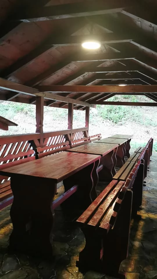 Bratca Cazare | Sat de vacanță (K0822-32) Imaginea poate fi supusă drepturilor de autor. Se recomandă contactarea titularului drepturilor.