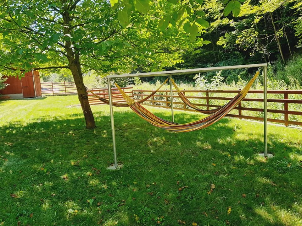 Barátka Szállás | Üdülőfalu (K0822-33) A kép szerzői jogvédelem alatt állhat. Javasolt a kapcsolatfelvétel a jog tulajdonossal.