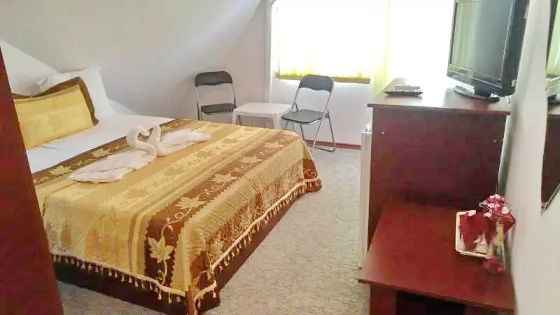 Costinești Cazare | Motel (K1329-13) Imaginea poate fi supusă drepturilor de autor. Se recomandă contactarea titularului drepturilor.