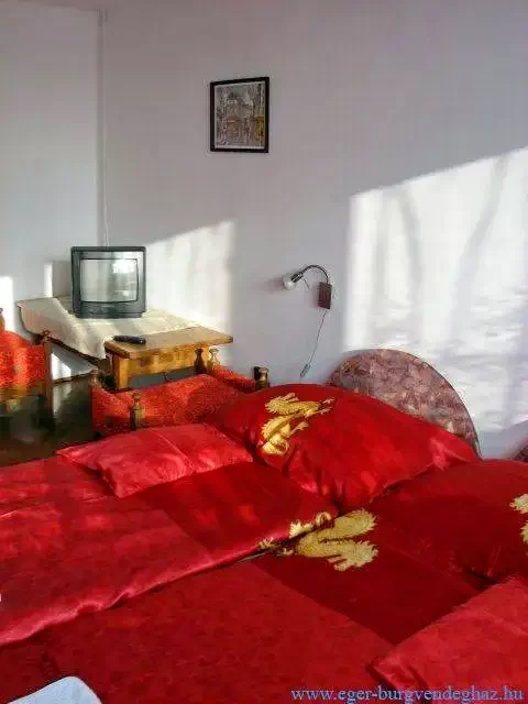 Cazare | Cabană (K0505-2) Imaginea poate fi supusă drepturilor de autor. Se recomandă contactarea titularului drepturilor.