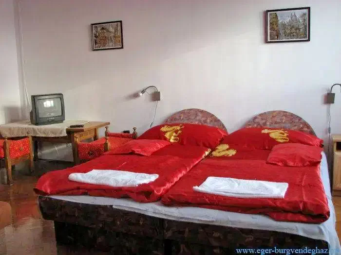  Cazare | Cabană (K0505-3) Imaginea poate fi supusă drepturilor de autor. Se recomandă contactarea titularului drepturilor.