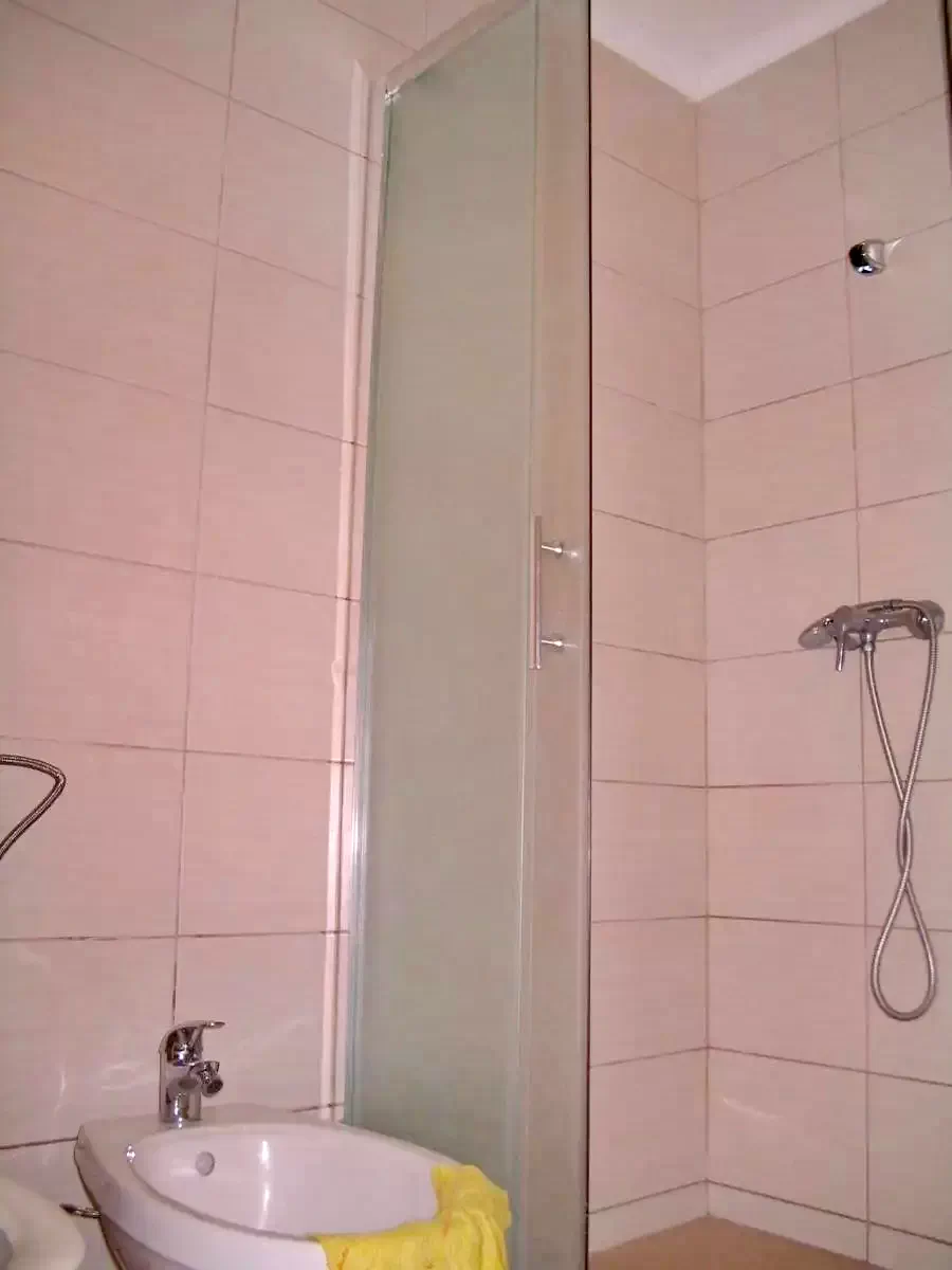  Cazare | Cabană (K0505-30) Imaginea poate fi supusă drepturilor de autor. Se recomandă contactarea titularului drepturilor.