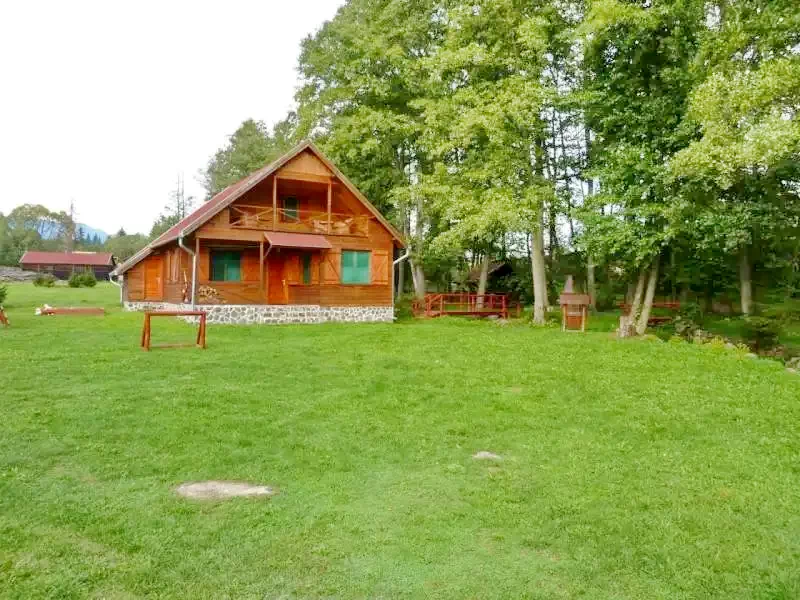 Barajul Zetea Cazare | Cabană (K1170-1) Imaginea poate fi supusă drepturilor de autor. Se recomandă contactarea titularului drepturilor.