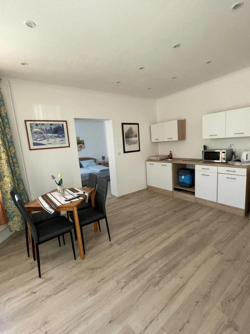 Balatonlelle Cazare | Hotel**** (K1012-1) Imaginea poate fi supusă drepturilor de autor. Se recomandă contactarea titularului drepturilor.