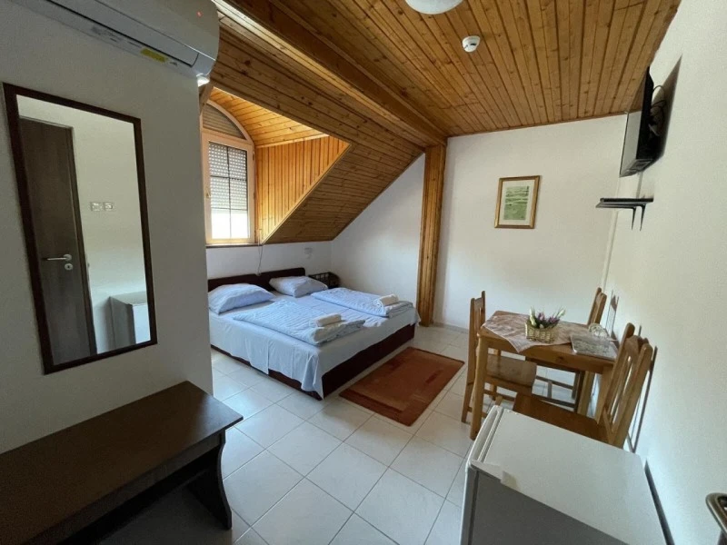  Cazare | Hotel**** (K1012-13) Imaginea poate fi supusă drepturilor de autor. Se recomandă contactarea titularului drepturilor.