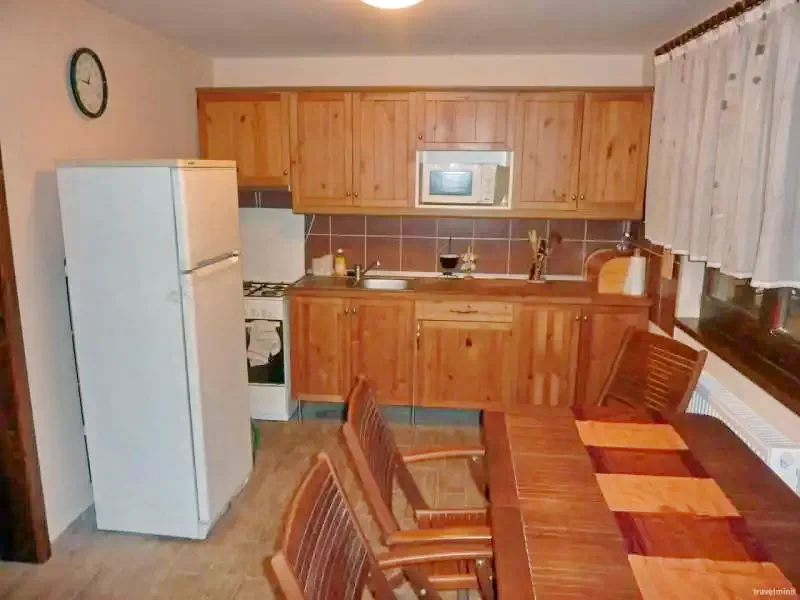 Băile Homorod Cazare | Cabană (K1178-4) Imaginea poate fi supusă drepturilor de autor. Se recomandă contactarea titularului drepturilor.