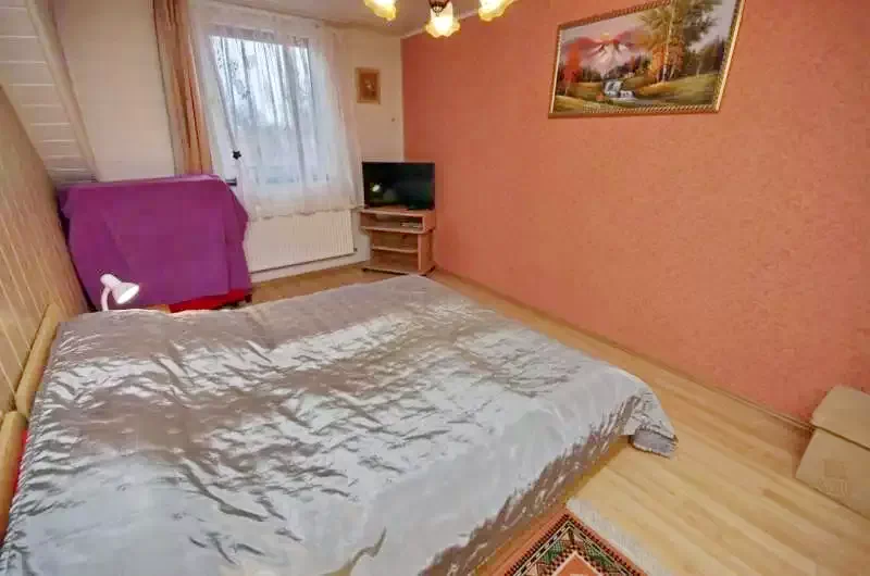 Jula Cazare | Sat de vacanță (K0109-11) Imaginea poate fi supusă drepturilor de autor. Se recomandă contactarea titularului drepturilor.