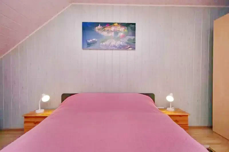 Gyula Szállás | Üdülőfalu (K0109-14) A kép szerzői jogvédelem alatt állhat. Javasolt a kapcsolatfelvétel a jog tulajdonossal.