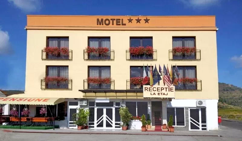 Bistrița Cazare | Motel (K1066-43) Imaginea poate fi supusă drepturilor de autor. Se recomandă contactarea titularului drepturilor.
