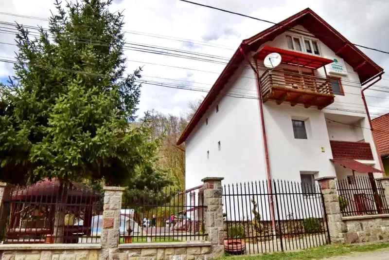 Szállás Sovata - Vila Arinul*** | Szováta - Arinul Villa***. A kép szerzői jogvédelem alatt állhat. Javasolt a kapcsolatfelvétel a jog tulajdonossal.