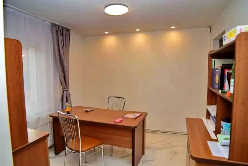 Sovata Cazare | Vila (K0329-14) Imaginea poate fi supusă drepturilor de autor. Se recomandă contactarea titularului drepturilor.