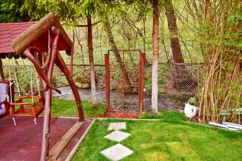 Sovata Cazare | Vila (K0329-37) Imaginea poate fi supusă drepturilor de autor. Se recomandă contactarea titularului drepturilor.