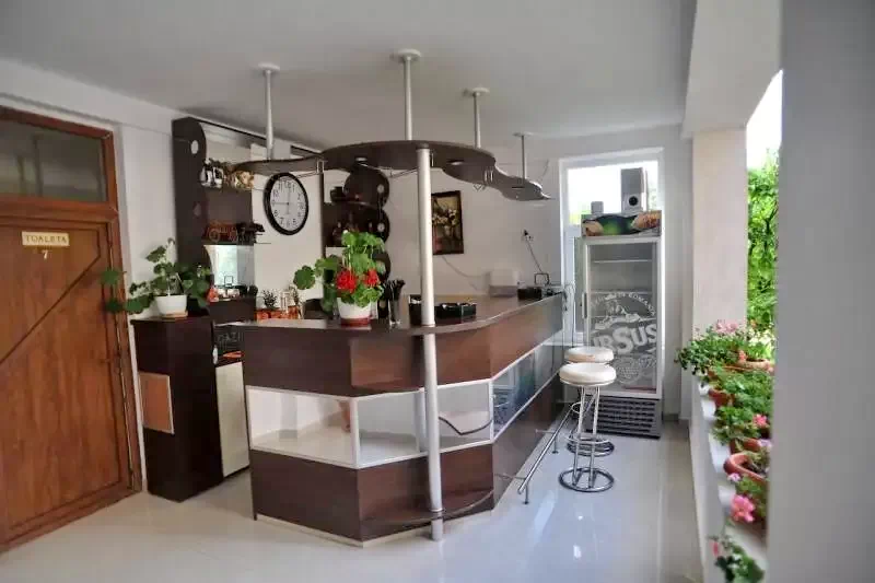 Costinești Cazare | Motel (K1341-7) Imaginea poate fi supusă drepturilor de autor. Se recomandă contactarea titularului drepturilor.