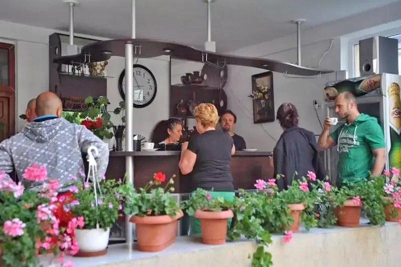 Costinești Cazare | Motel (K1341-8) Imaginea poate fi supusă drepturilor de autor. Se recomandă contactarea titularului drepturilor.