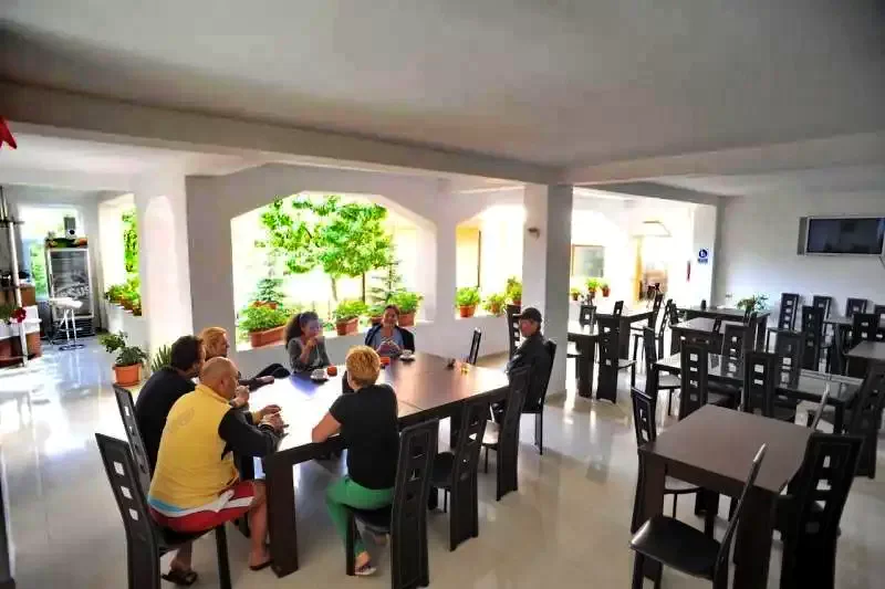 Costinești Cazare | Motel (K1341-9) Imaginea poate fi supusă drepturilor de autor. Se recomandă contactarea titularului drepturilor.