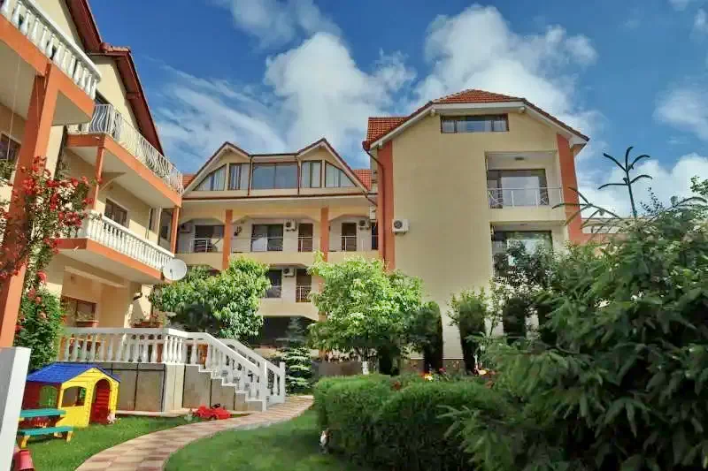  Szállás | Motel (K1341-32) A kép szerzői jogvédelem alatt állhat. Javasolt a kapcsolatfelvétel a jog tulajdonossal.