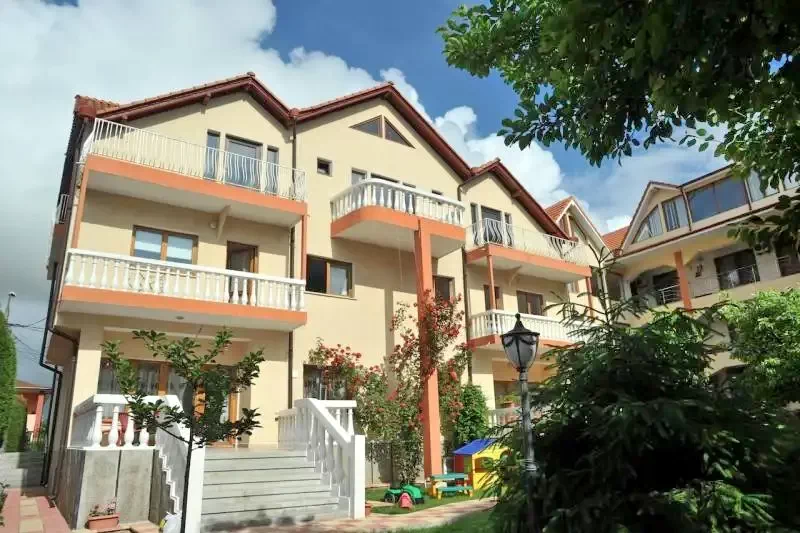 Costinești Cazare | Motel (K1341-40) Imaginea poate fi supusă drepturilor de autor. Se recomandă contactarea titularului drepturilor.