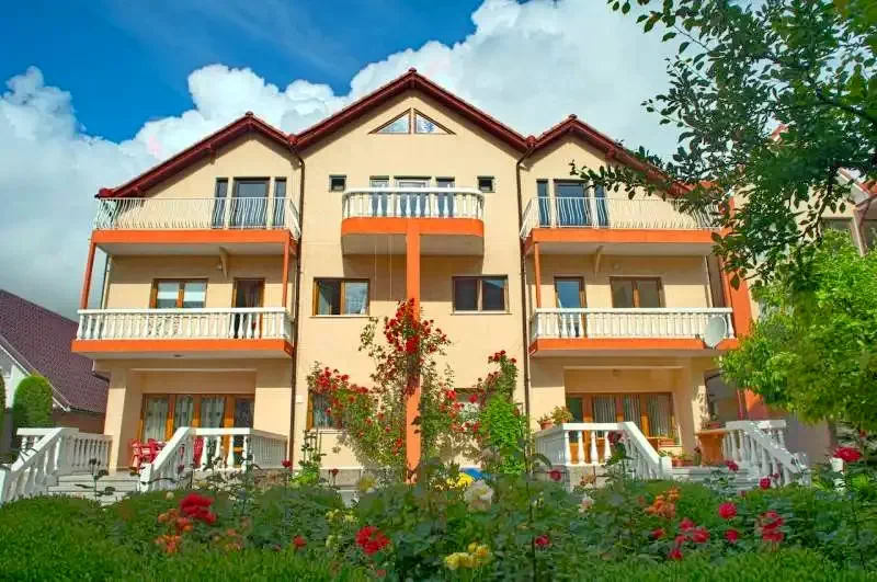  Szállás | Motel (K1341-48) A kép szerzői jogvédelem alatt állhat. Javasolt a kapcsolatfelvétel a jog tulajdonossal.