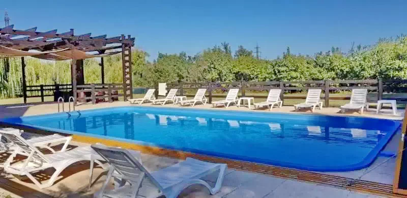 Crișan Cazare | Motel (K1325-14) Imaginea poate fi supusă drepturilor de autor. Se recomandă contactarea titularului drepturilor.