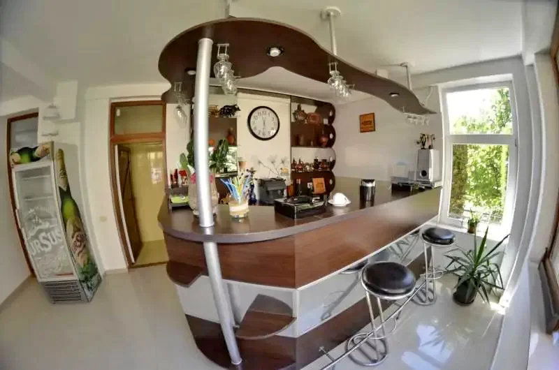  Szállás | Motel (K1340-6) A kép szerzői jogvédelem alatt állhat. Javasolt a kapcsolatfelvétel a jog tulajdonossal.