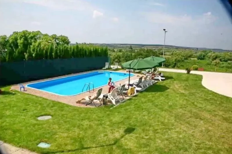 Sâmbăta Cazare | Motel (K0962-45) Imaginea poate fi supusă drepturilor de autor. Se recomandă contactarea titularului drepturilor.