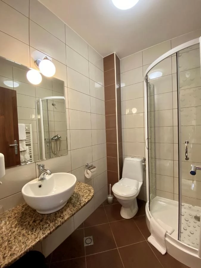 Sâmbăta Cazare | Motel (K0962-50) Imaginea poate fi supusă drepturilor de autor. Se recomandă contactarea titularului drepturilor.