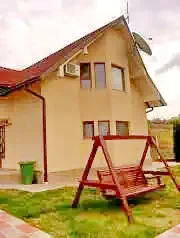 Szombatság Szállás | Villa (K0963-13) A kép szerzői jogvédelem alatt állhat. Javasolt a kapcsolatfelvétel a jog tulajdonossal.