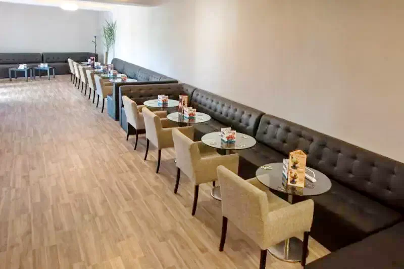 Eforie Nord Cazare | Camping / Popas turistic (K1319-12) Imaginea poate fi supusă drepturilor de autor. Se recomandă contactarea titularului drepturilor.