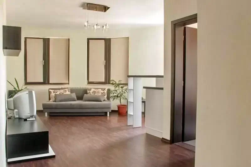 Eforie Nord Cazare | Camping / Popas turistic (K1319-18) Imaginea poate fi supusă drepturilor de autor. Se recomandă contactarea titularului drepturilor.