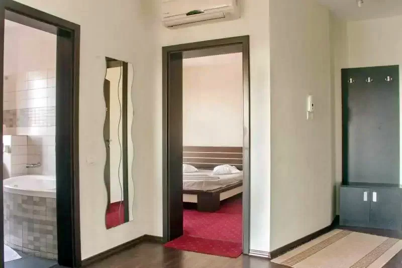 Eforie Nord Cazare | Camping / Popas turistic (K1319-21) Imaginea poate fi supusă drepturilor de autor. Se recomandă contactarea titularului drepturilor.