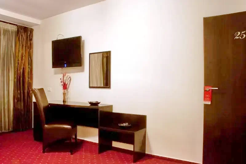  Szállás | Kemping / turistapihenő (K1319-28) A kép szerzői jogvédelem alatt állhat. Javasolt a kapcsolatfelvétel a jog tulajdonossal.