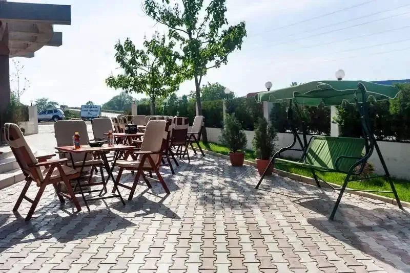 Eforie Nord Cazare | Camping / Popas turistic (K1319-34) Imaginea poate fi supusă drepturilor de autor. Se recomandă contactarea titularului drepturilor.