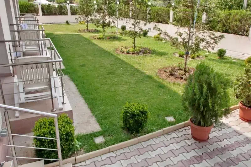 Eforie Nord Cazare | Camping / Popas turistic (K1319-37) Imaginea poate fi supusă drepturilor de autor. Se recomandă contactarea titularului drepturilor.