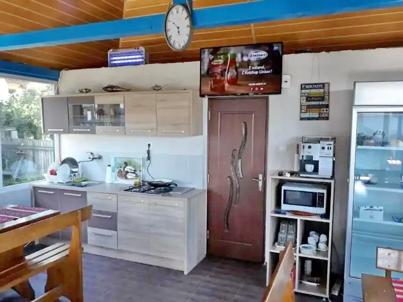 Crișan Cazare | Motel (K1321-7) Imaginea poate fi supusă drepturilor de autor. Se recomandă contactarea titularului drepturilor.