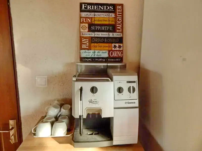 Crișan Cazare | Motel (K1321-8) Imaginea poate fi supusă drepturilor de autor. Se recomandă contactarea titularului drepturilor.