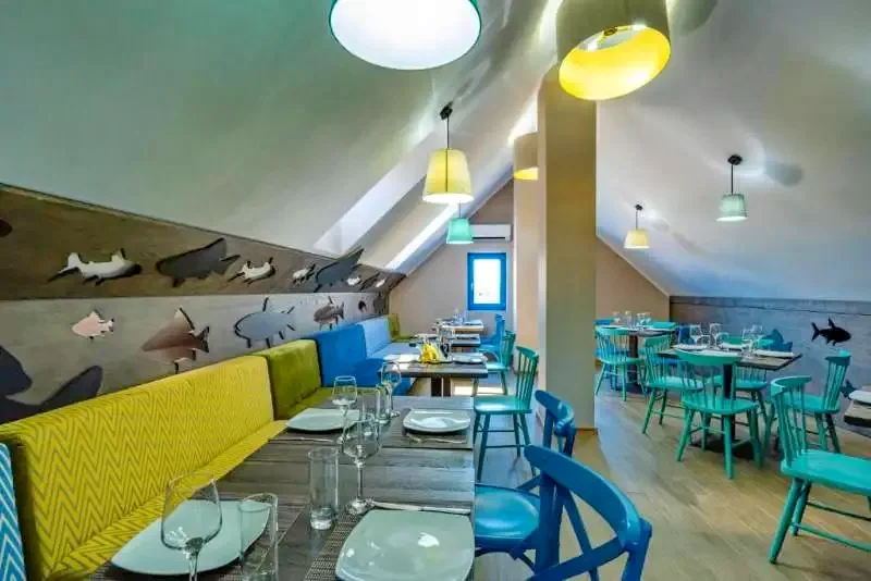 Crișan Cazare | Motel (K1326-11) Imaginea poate fi supusă drepturilor de autor. Se recomandă contactarea titularului drepturilor.