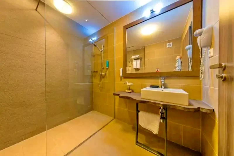 Crișan Cazare | Motel (K1326-17) Imaginea poate fi supusă drepturilor de autor. Se recomandă contactarea titularului drepturilor.